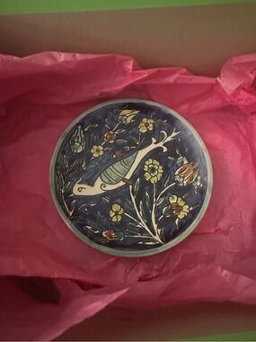 Armenian ceramic plate with peacock design- Decorative Accent